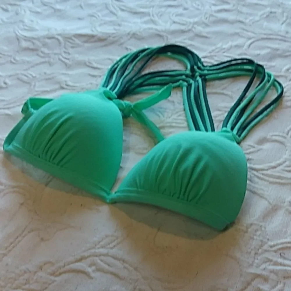 Bikini top